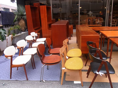chair.jpg