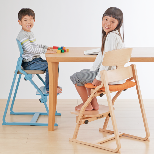 アップライト 圧倒的人気 こどもの姿勢を守るチェア イズミファニチャー